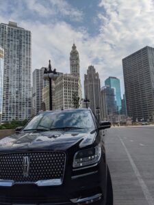 limo tour of chicago 03 - Skyline Chicago Limo