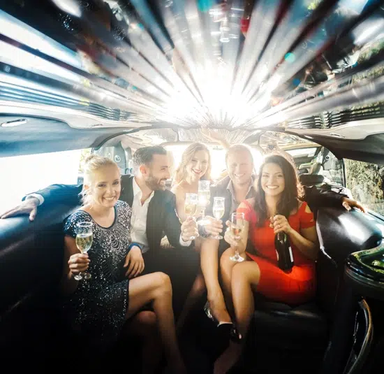 how to select the best party van rental limo in chicago